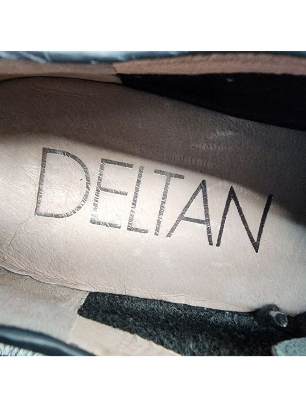 Deltan Shoes Womens Size 5 Black Leather Lace Up Sneakers *Read*